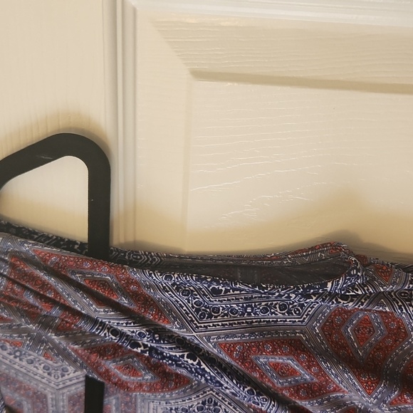 Daisy Fuentes Sleeveless Blue And Red Geometric Print V-Neck Dress Size Petite M - Picture 6 of 10